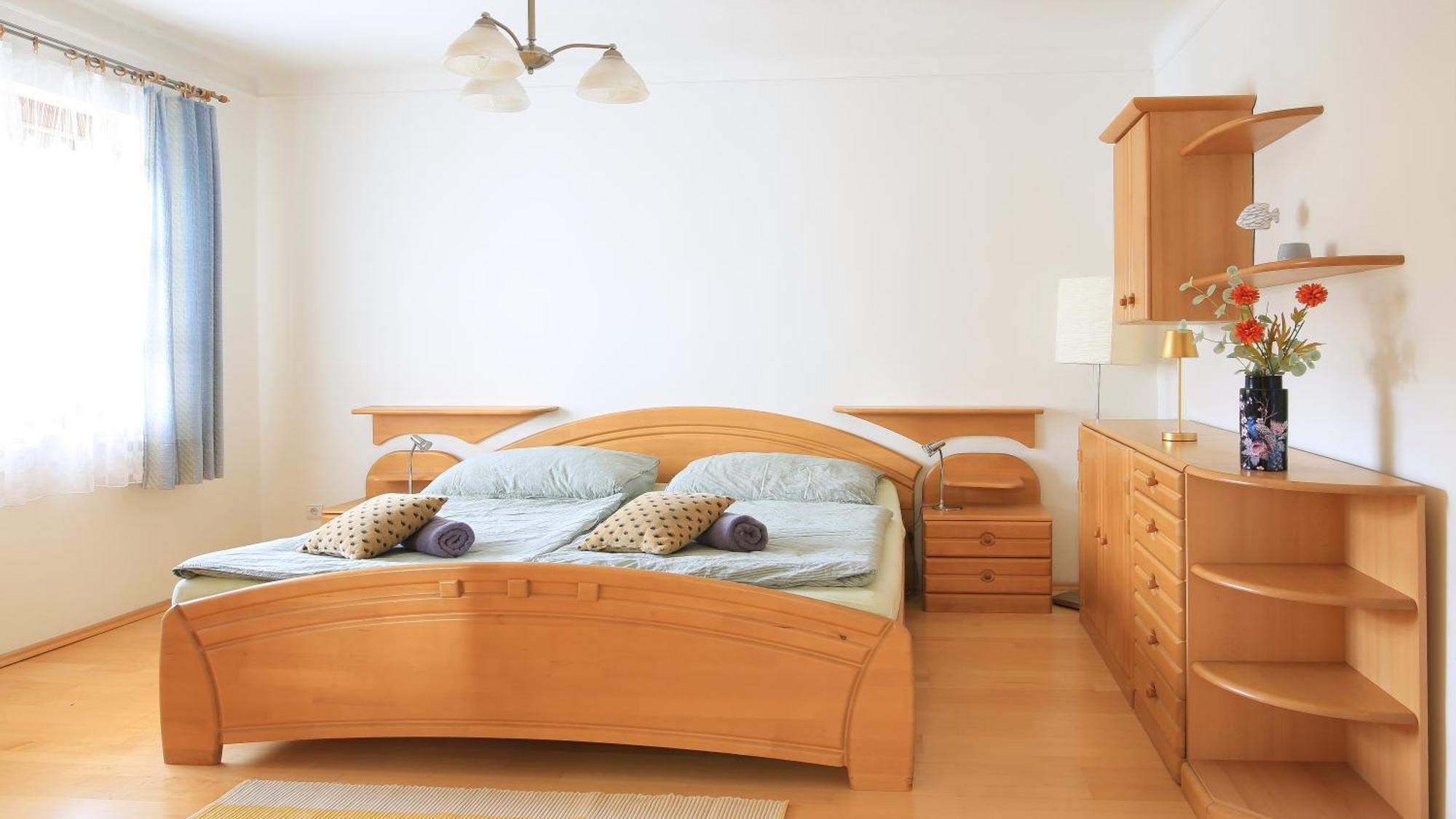 Zwei Schlafzimmer Ferienapartment Anna Am Stubenbergsee Inklusive Vier E-Bikes מראה חיצוני תמונה